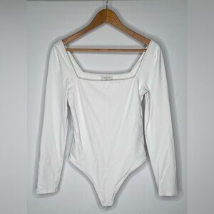 Aritzia/Babaton Squareneck Bodysuit